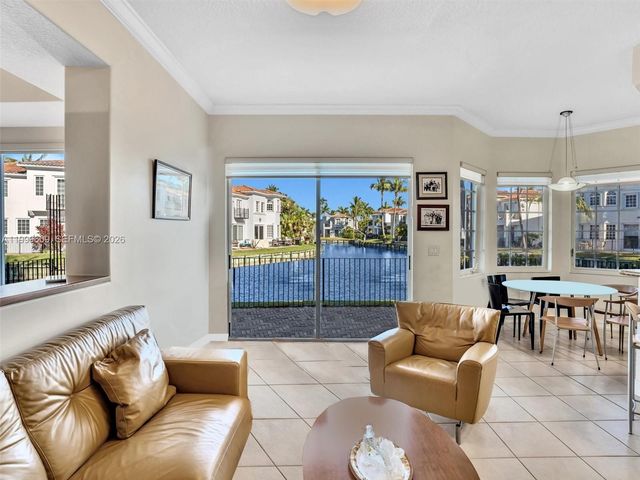 20780 NE 32nd Ave, Aventura, FL 33180