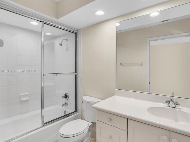 20780 NE 32nd Ave, Aventura, FL 33180