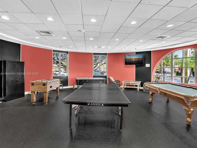 20780 NE 32nd Ave, Aventura, FL 33180