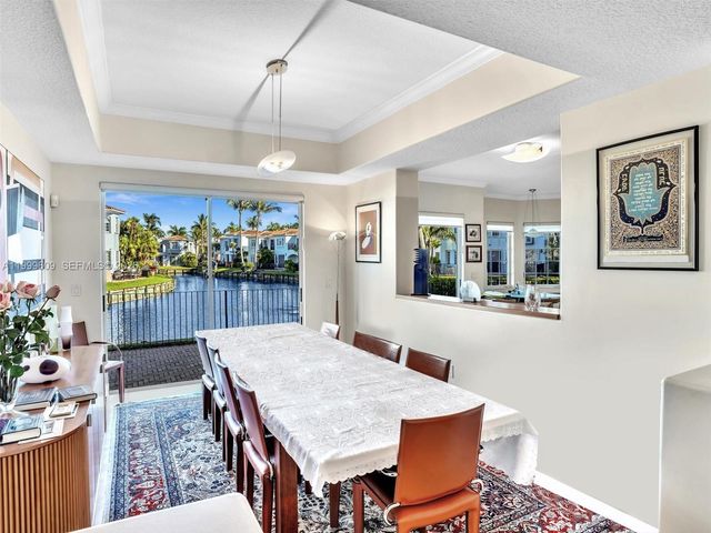 20780 NE 32nd Ave, Aventura, FL 33180