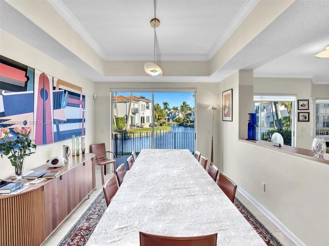 20780 NE 32nd Ave, Aventura, FL 33180