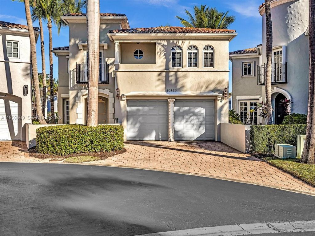 20780 NE 32nd Ave, Aventura, FL 33180