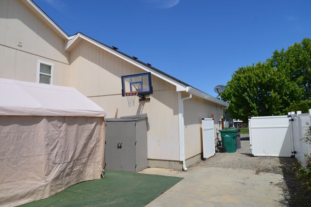 14710 E Crown Ave, Spokane Valley, WA 99216