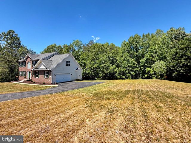 6735 EASTERN HILLS ST, Hughesville, MD 20637