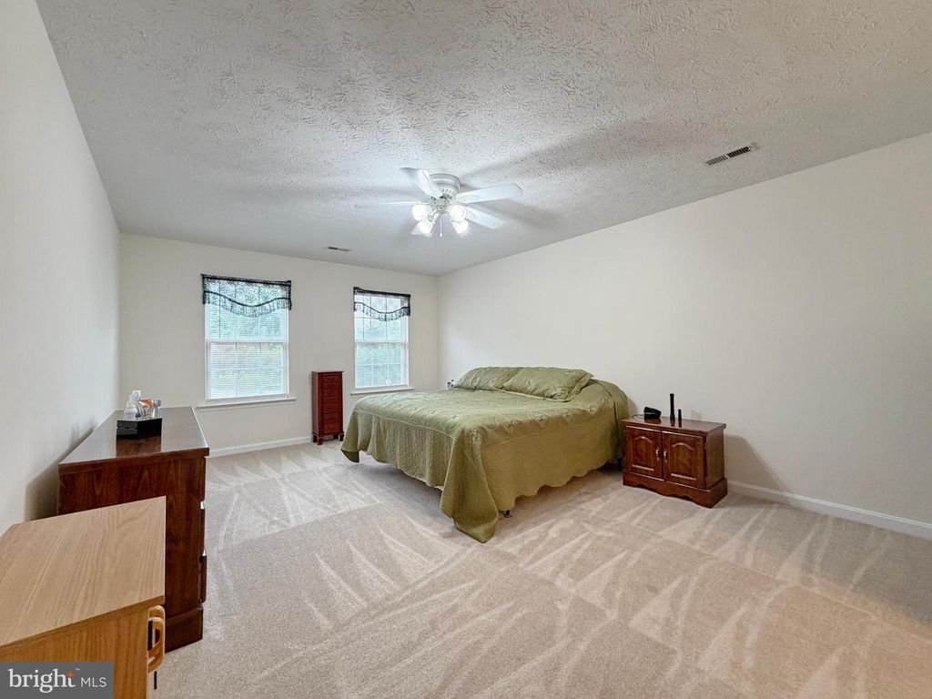 Image 23 of property listing at 6735 EASTERN HILLS ST, Hughesville, MD 20637