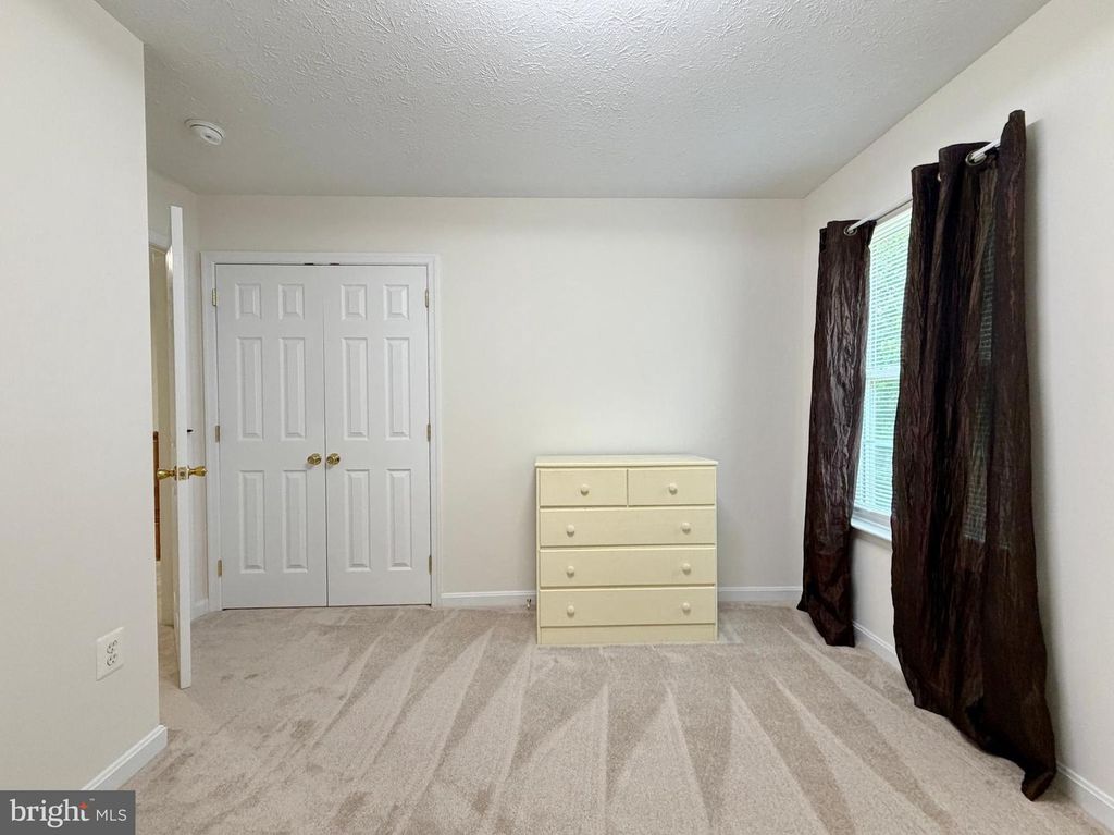 Image 26 of property listing at 6735 EASTERN HILLS ST, Hughesville, MD 20637