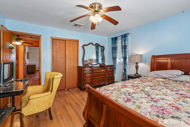 844 lakeshore Drive, Keyport, NJ 07735