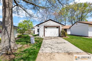 265 Crosse Drive 265A, Monroe, NJ 08831