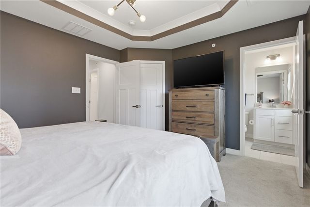 2013 Cade Dr, Monaca, PA 15061