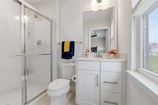 2013 Cade Dr, Monaca, PA 15061