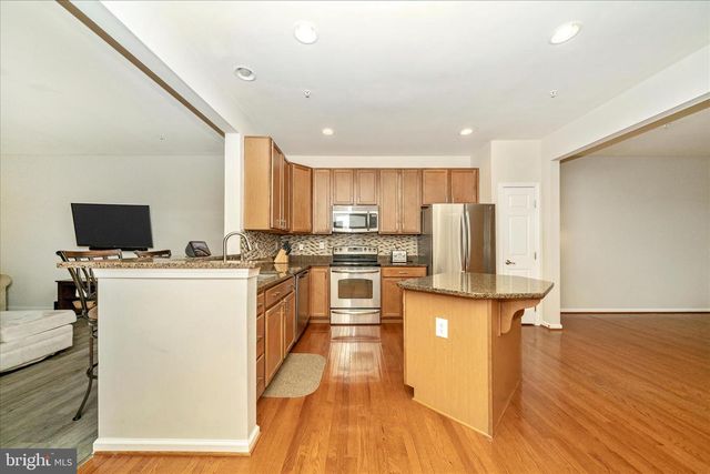 919 HOPKINS COR, Glen Burnie, MD 21060