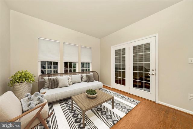 919 HOPKINS COR, Glen Burnie, MD 21060