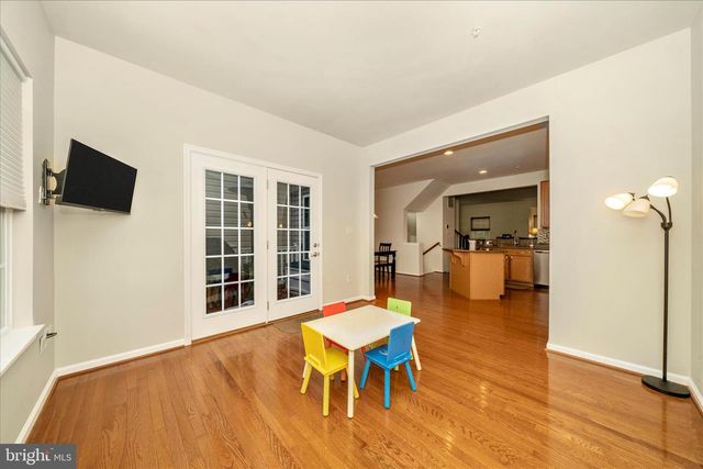 919 HOPKINS COR, Glen Burnie, MD 21060