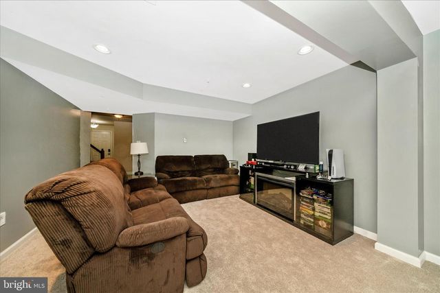 919 HOPKINS COR, Glen Burnie, MD 21060