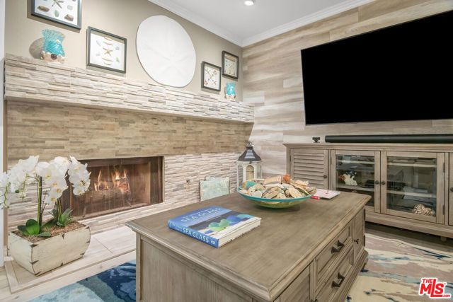 4445 Antigua Way, Oxnard, CA 93035