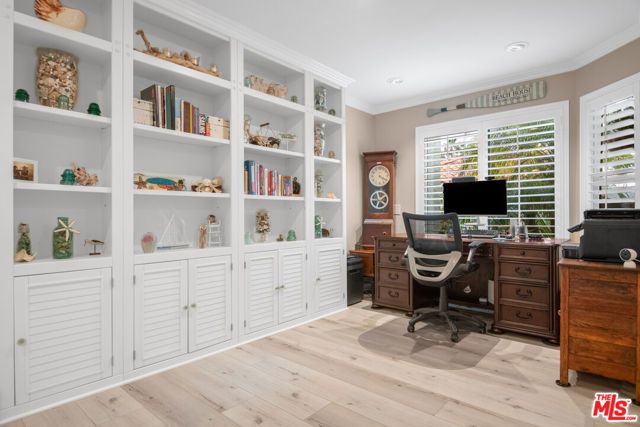 4445 Antigua Way, Oxnard, CA 93035