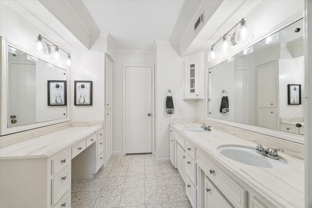 831 Merrick Drive, Sugar Land, TX 77478