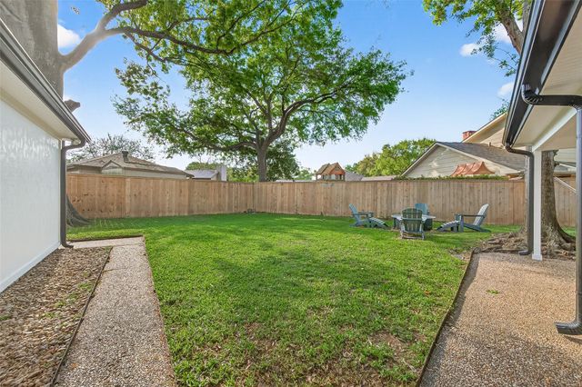831 Merrick Drive, Sugar Land, TX 77478