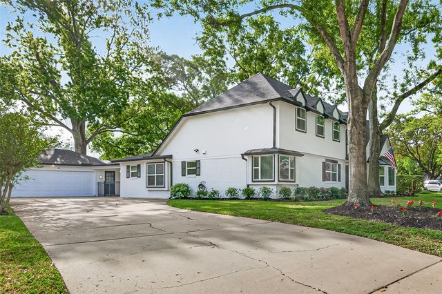 831 Merrick Drive, Sugar Land, TX 77478