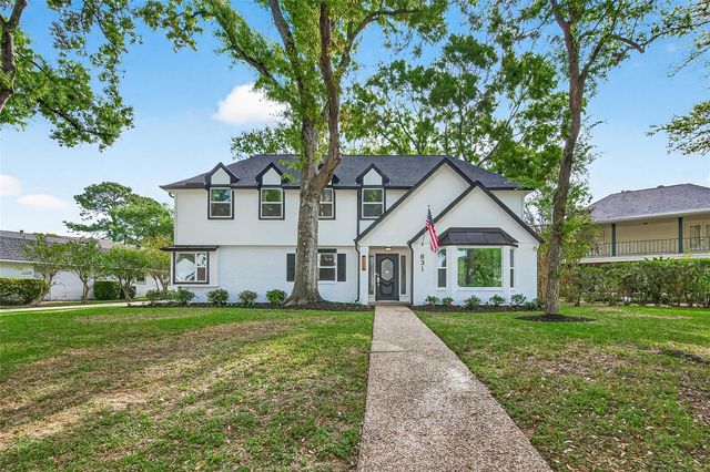 831 Merrick Drive, Sugar Land, TX 77478