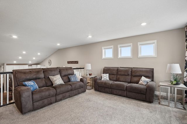 9773 52nd Lane NE, Saint Michael, MN 55376