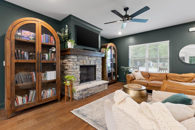 6413 Shirley Pond Road, Harrison, TN 37341