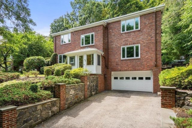 52 Clinton Road, Brookline, MA 02445