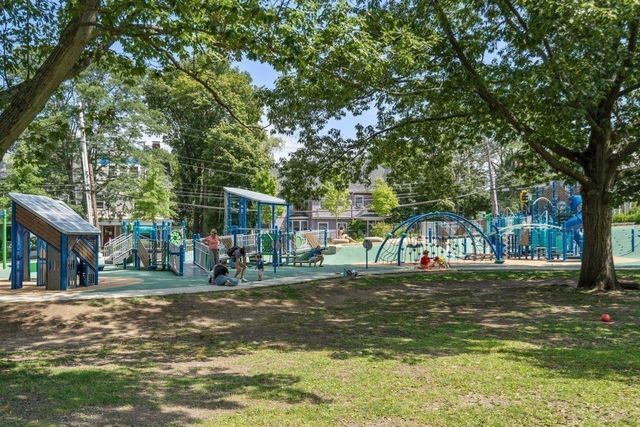 52 Clinton Road, Brookline, MA 02445