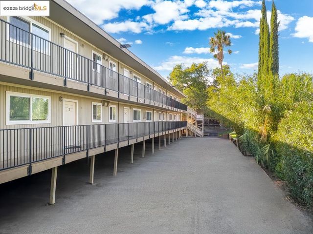 3126 Lone Tree Way, Antioch, CA 94509