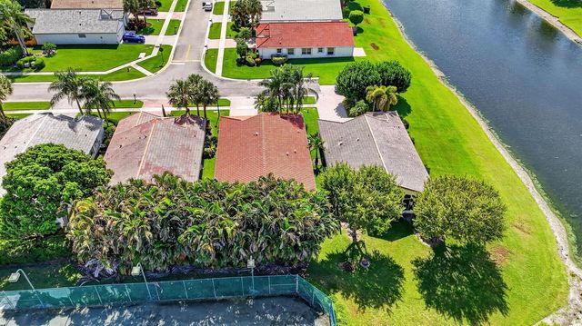 22887 BARRISTER Drive, Boca Raton, FL 33433