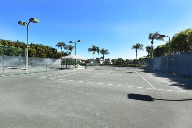 22887 BARRISTER Drive, Boca Raton, FL 33433