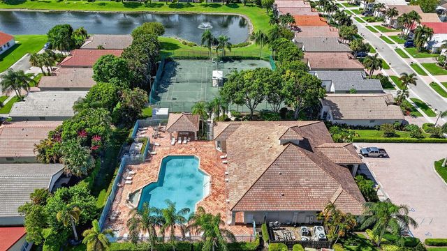 22887 BARRISTER Drive, Boca Raton, FL 33433