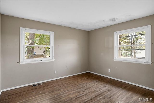 12025 Lavida Avenue, St Louis, MO 63138