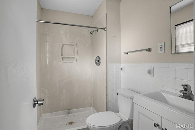 12025 Lavida Avenue, St Louis, MO 63138