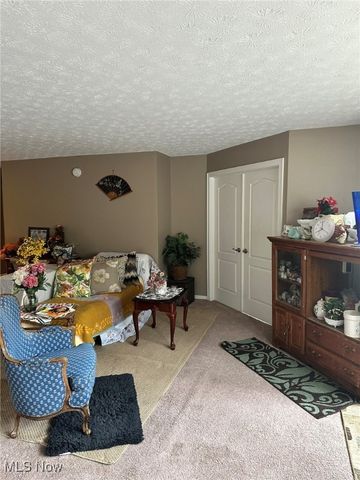 365 Village Pointe Drive A, Akron, OH 44313