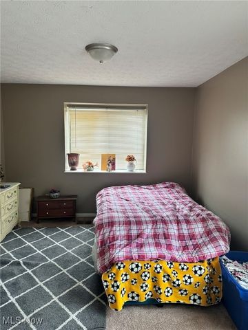 365 Village Pointe Drive A, Akron, OH 44313