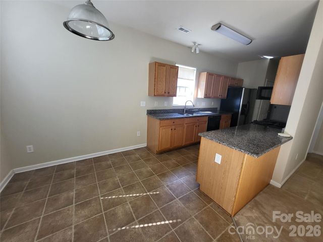 1520 Peaceful Way Drive, Charlotte, NC 28206