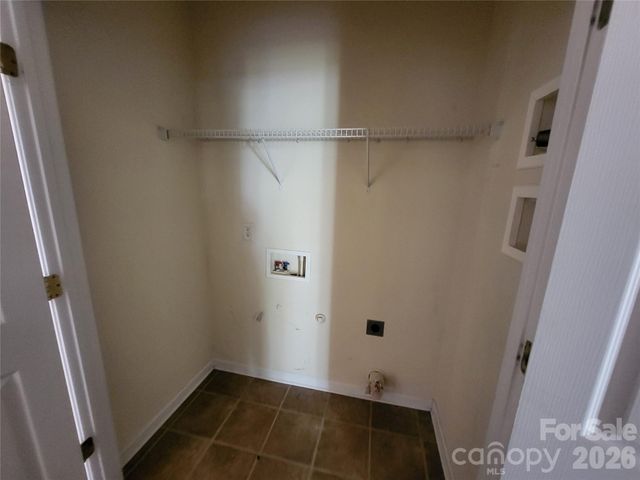 1520 Peaceful Way Drive, Charlotte, NC 28206