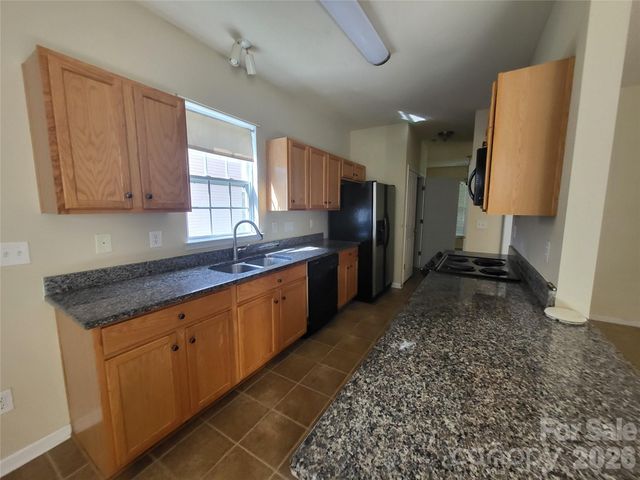 1520 Peaceful Way Drive, Charlotte, NC 28206