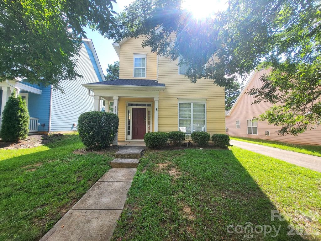 1520 Peaceful Way Drive, Charlotte, NC 28206