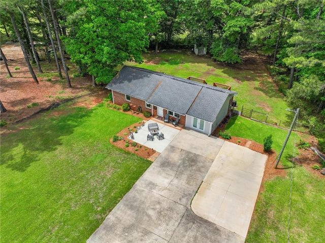 3198 E Fairview Road, Mcdonough, GA 30252