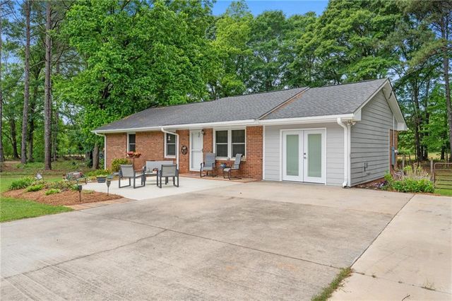 3198 E Fairview Road, Mcdonough, GA 30252