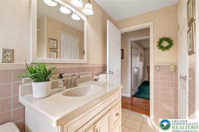 514 East Lexington Street, Salisbury Twp, PA 18103