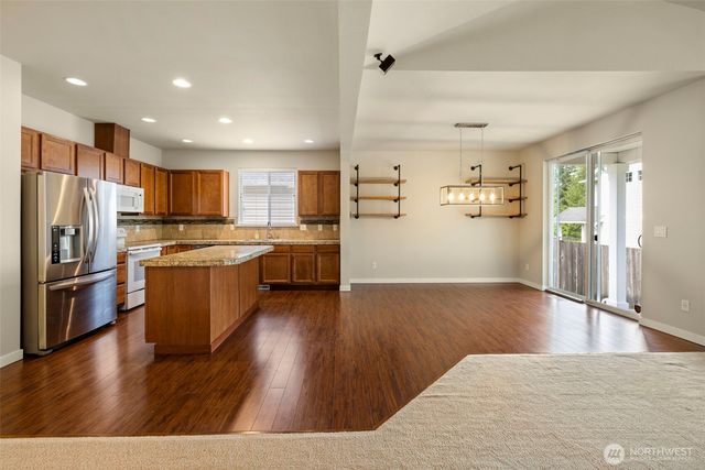 518 Grass Lake Street Ct NW, Olympia, WA 98502