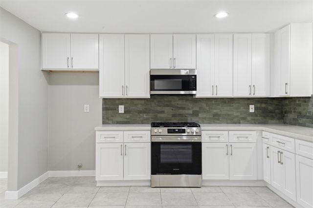 2015 Stoney Court, Spring, TX 77373
