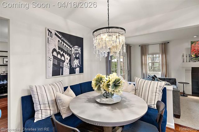 1628 Old Salem, Plymouth, MI 48170