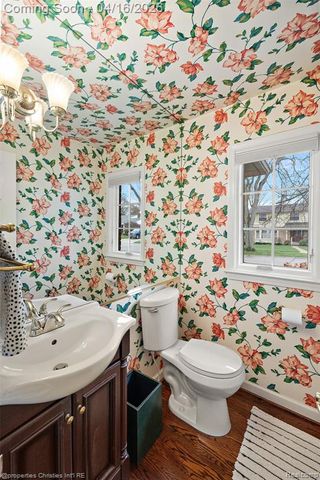 1628 Old Salem, Plymouth, MI 48170