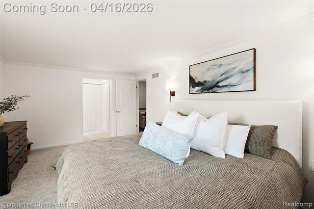 1628 Old Salem, Plymouth, MI 48170