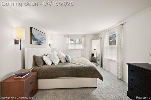 1628 Old Salem, Plymouth, MI 48170