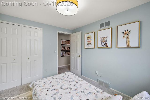 1628 Old Salem, Plymouth, MI 48170